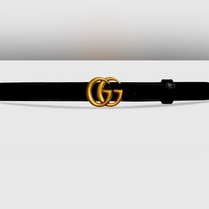 Lightly used women Gucci belt